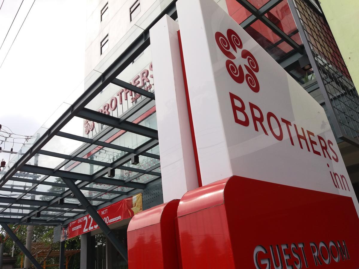 Brothers Inn Sukoharjo Exterior foto