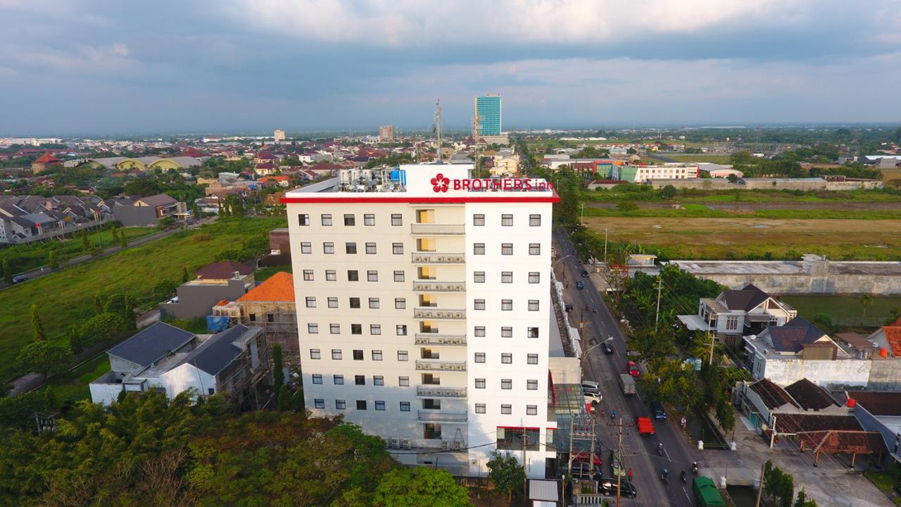 Brothers Inn Sukoharjo Exterior foto